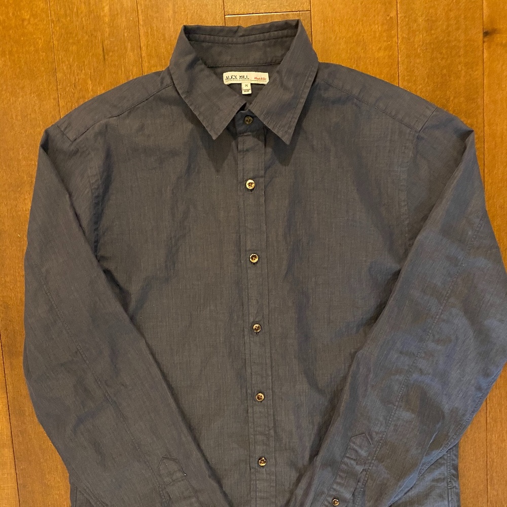 Alex Mill - Button Down Shirt - Size M
